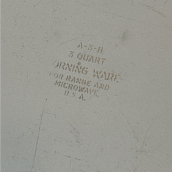 Vintage L’ Echalote la Marjolaine 3 qt Bakeware - Picture 3 of 4